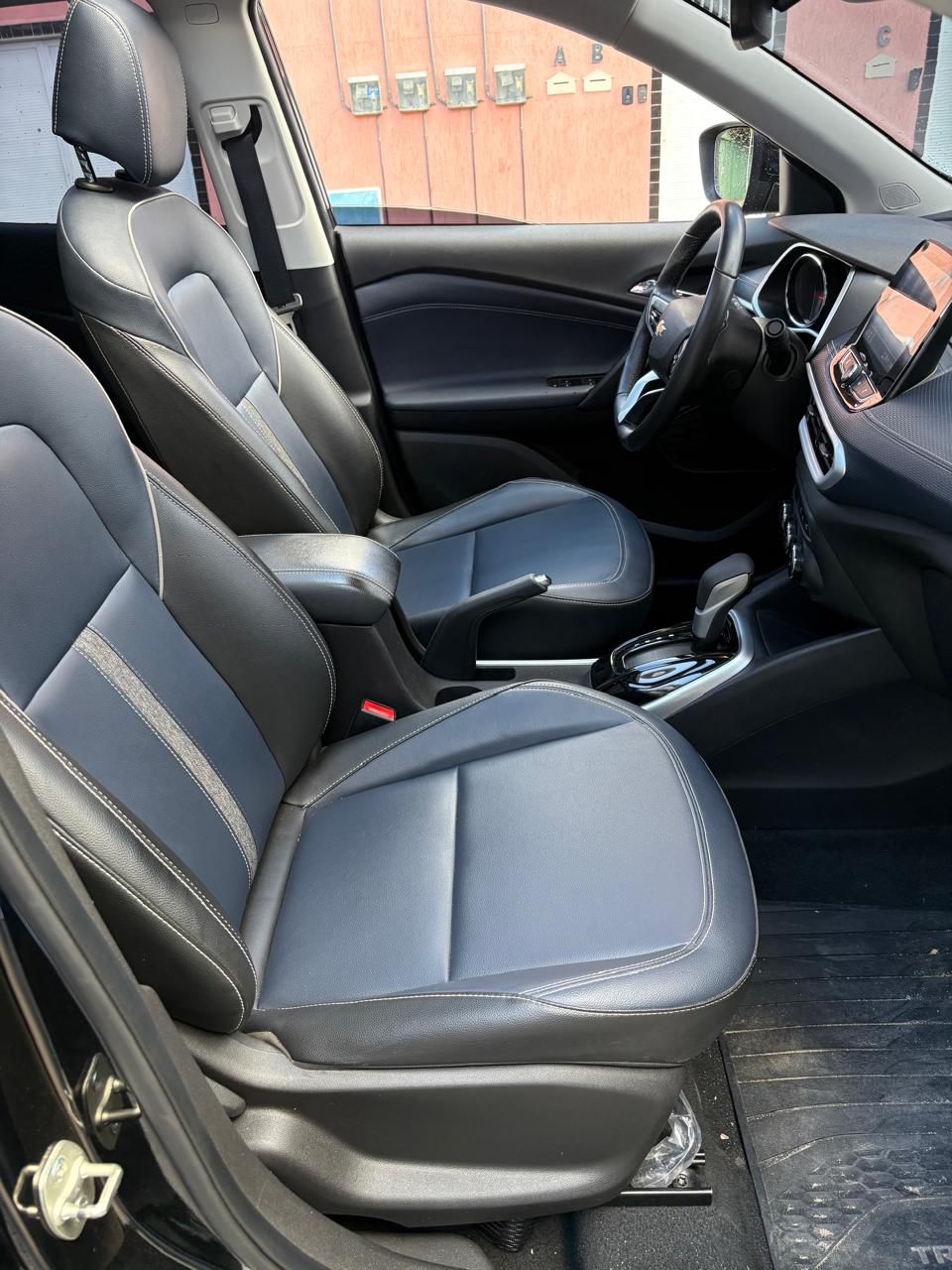 WhatsApp Image 2025-11-24 at 15.08.06